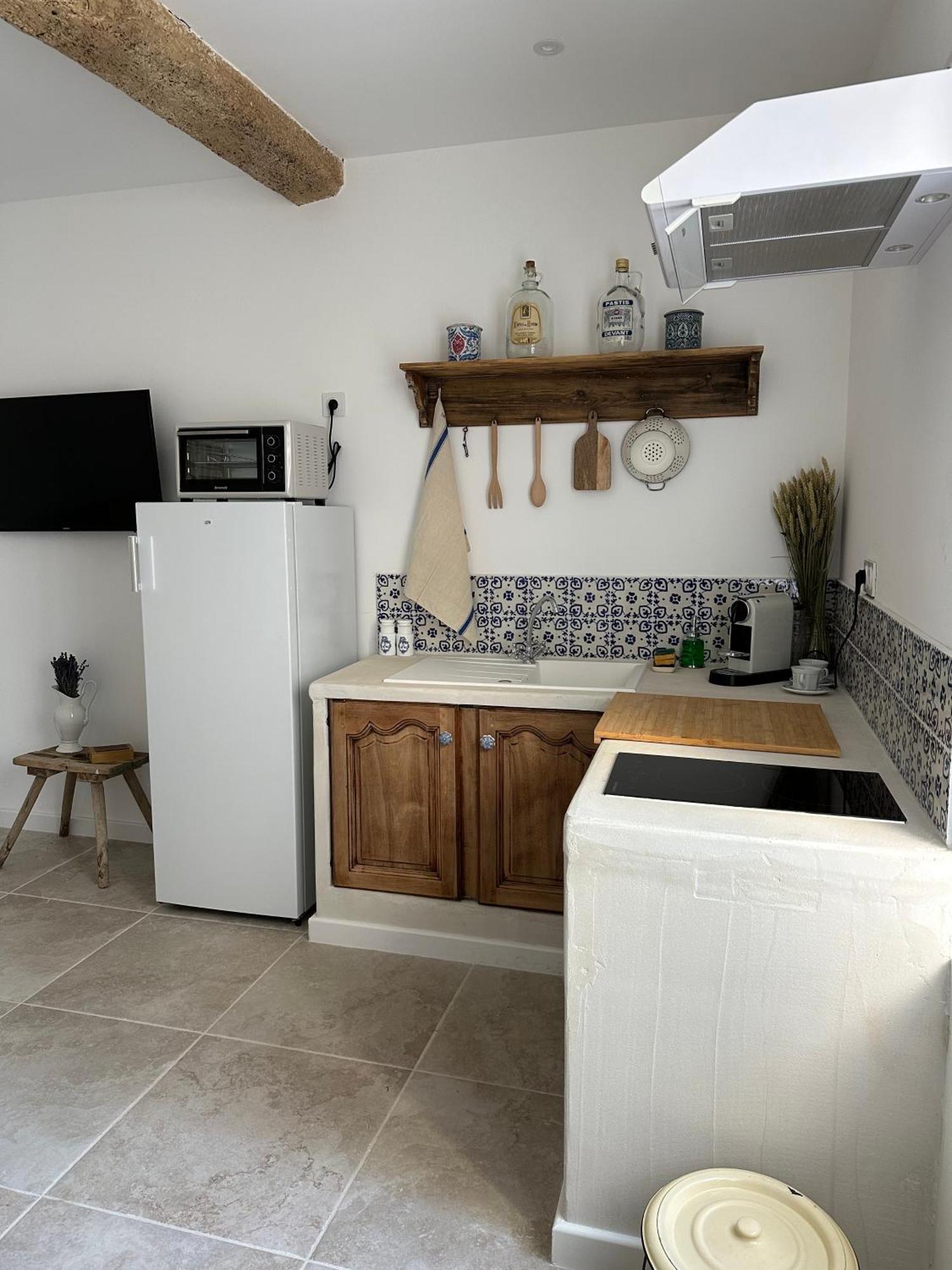 Studio Centre Ville La Toscane ลีล-ซูร์-ลา-ซอร์ก ภายนอก รูปภาพ